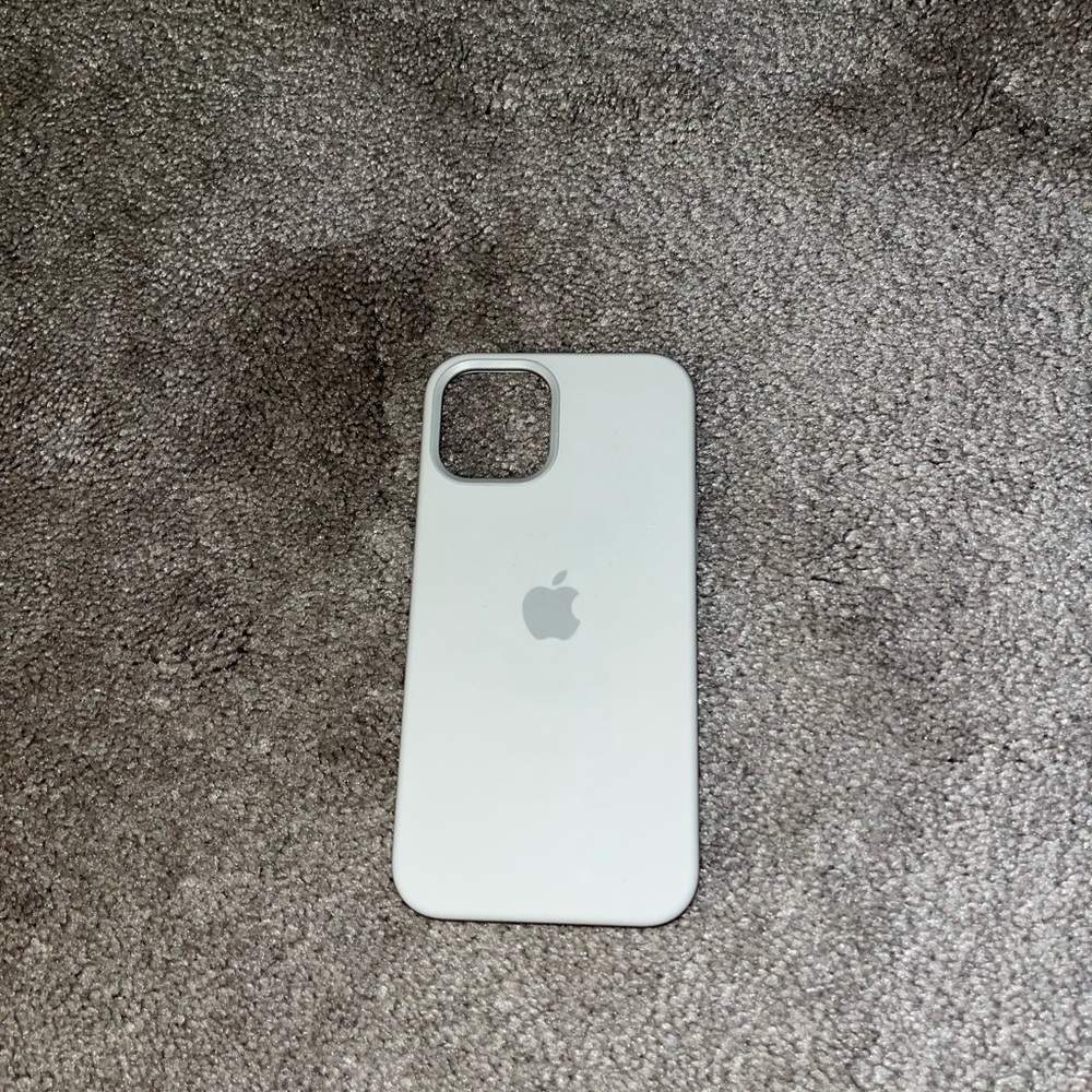 White iPhone 12 case